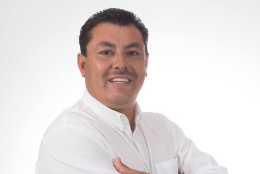 Asesinan a exalcalde de Las Minas, Veracruz, junto con su hijo