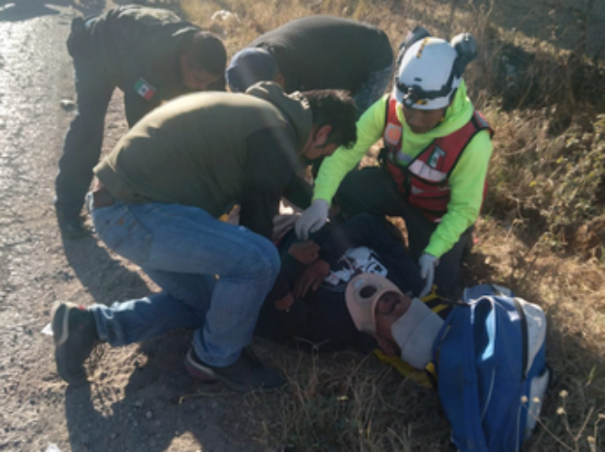 Dos lesionados deja accidente entre motocicletas en Tochtepec