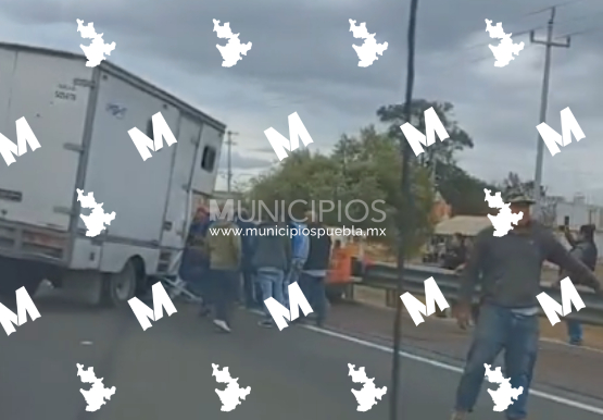 Accidente en la México-Puebla deja por lo menos dos lesionados