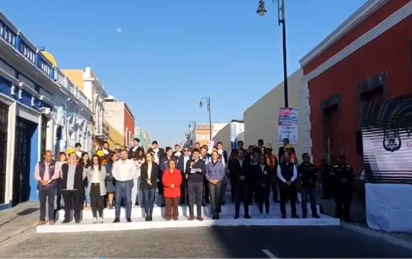 Rivera entrega calles rehabilitadas del Centro Histórico de Puebla
