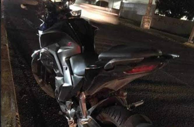 Joven motociclista muere al chocar sobre Bulevar Atempan