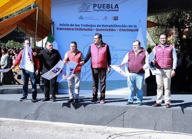 Céspedes inicia rehabilitación de carretera Chilchotla- Quimixtlán-Chichiquila