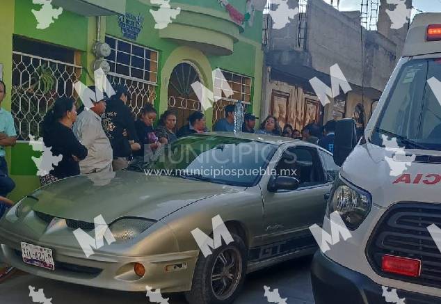 Balean a abuelito en calles de Texmelucan