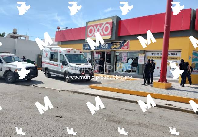 En presunto asalto balean a trabajador de Oxxo en Tehuacán