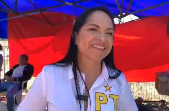 Inicia Liz Sánchez campaña al Senado; promete igualdad social 
