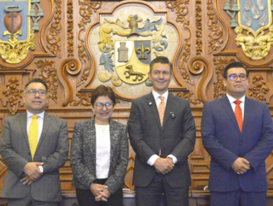 Presenta propuestas en la BUAP candidato de Movimiento Ciudadano a la alcaldía de Puebla