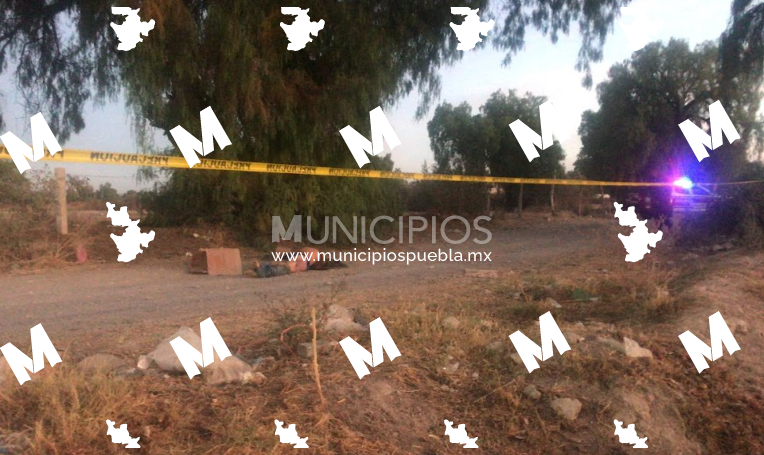 Tiran cadáver de un hombre con huellas de violencia en Huixcolotla