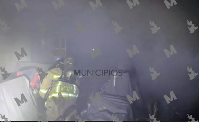 Fuego consume parte de la presidencia auxiliar de San Francisco Totimehuacan