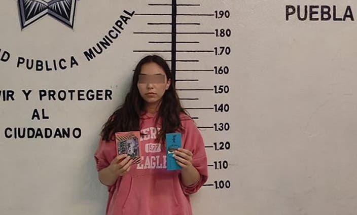 Detienen a joven de 20 Años tras robar cajas de colores y lapiceras 