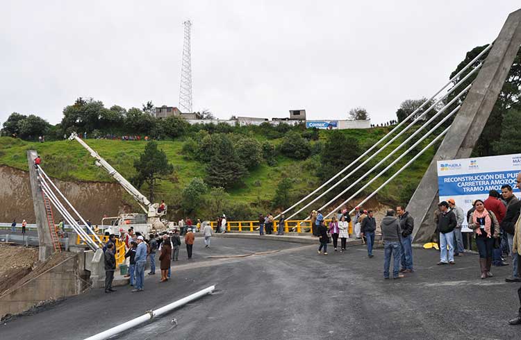 Por mal clima suspende RMV inauguración de puente en Zaragoza