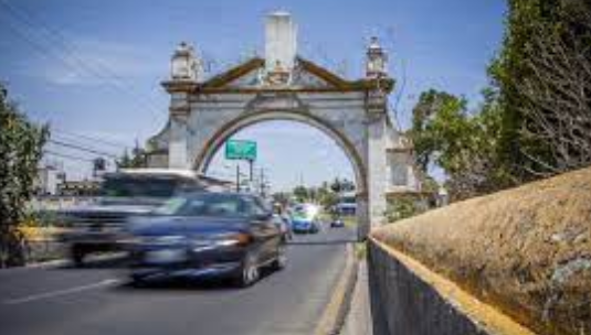 Policías matan a dos hermanos en Puente de México