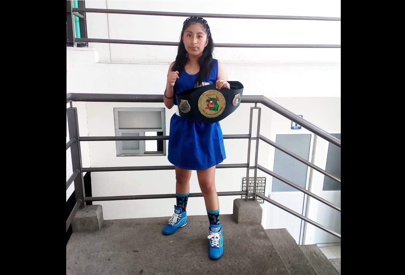 Piden apoyo para que pequeña boxeadora de Tehuacán compita a nivel nacional