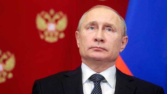 Condene usted a Vladimir Putin. Póngase del lado correcto de la historia