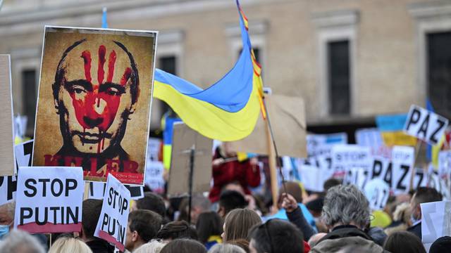El yate de 600 millones de dólares del proletariado ruso
