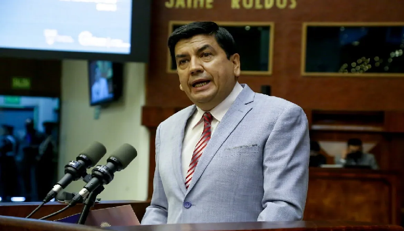 El gobierno de Ecuador cambió jefe de las fuerzas armadas y  de prisiones