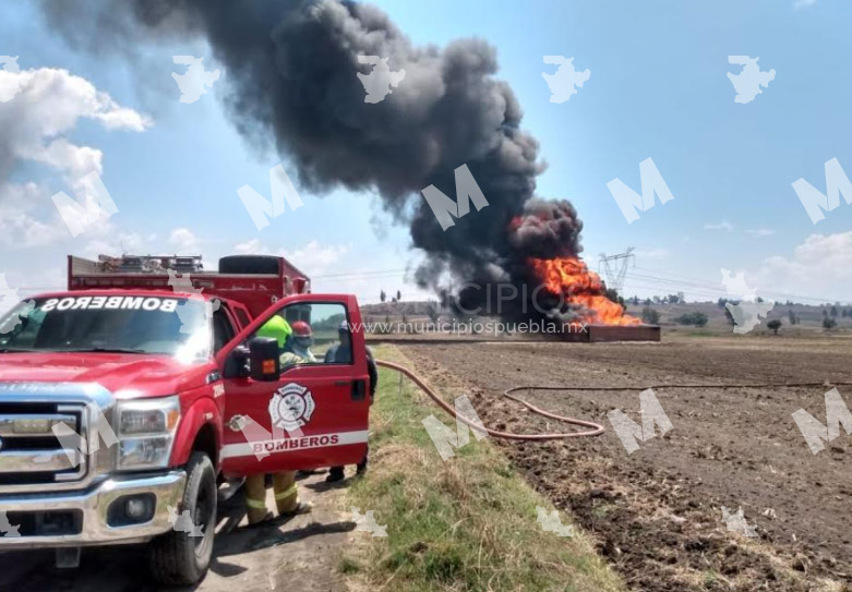 VIDEO Alerta por quema en estación de bombeo de Pemex en Texmelucan