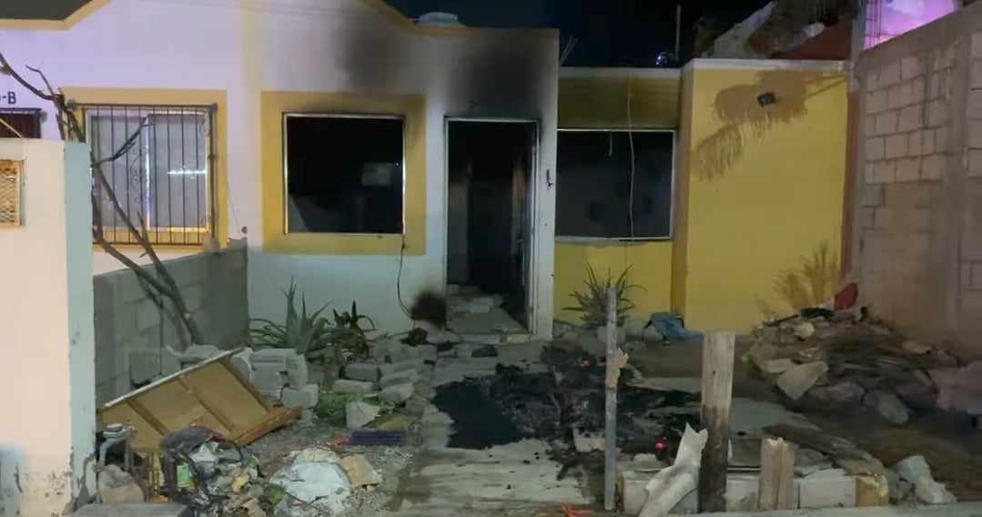 Queman vivienda de presunto ladrón e intentan lincharlo en Tehuacán