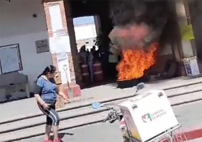 Queman llantas en alcaldía de Otumba en el Edomex: piden ayuda contra incendios forestales