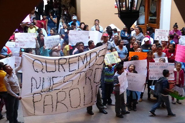 Con protesta exigen expropiar terreno para parque en Tehuacán