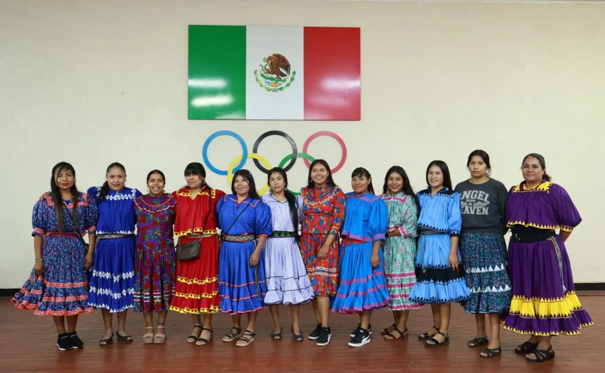 Atletas rarámuris representarán a México en Juegos Indígenas en Canadá