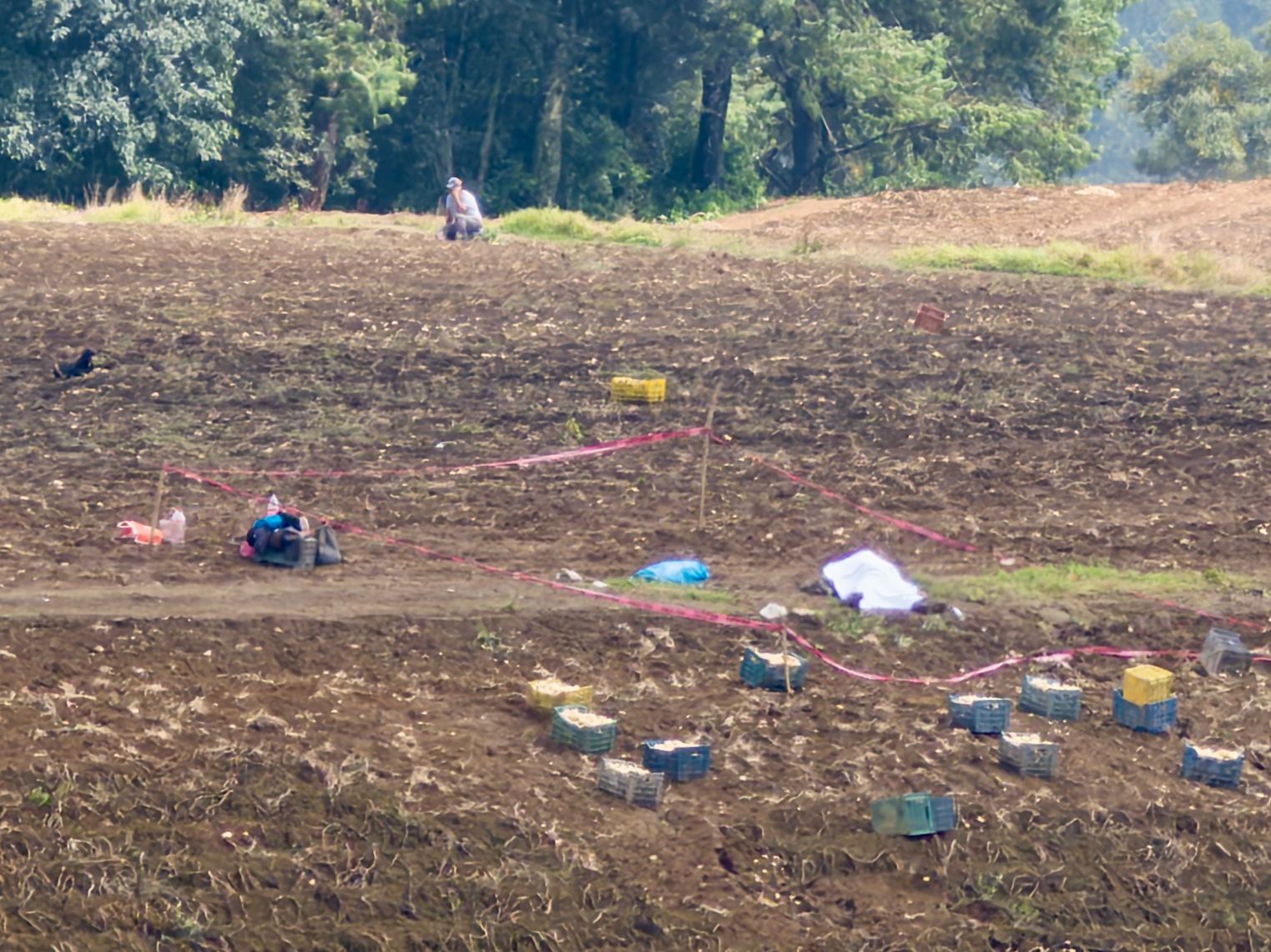 Muere hombre al caerle un rayo en Tlatlauquitepec