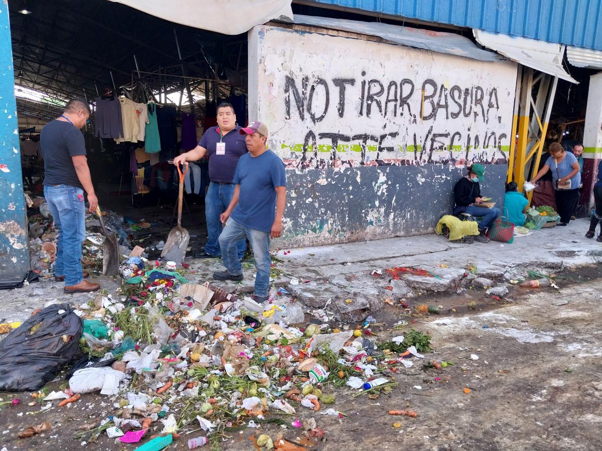 Sólo 30% de los recolectores de basural cumplen con los requisitos en la capital