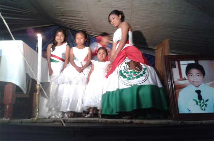 Recuerdan a José Luis Tlehuatle en festejos patrios de Chalchihuapan