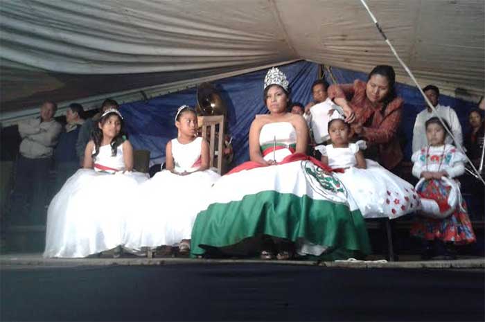 Recuerdan a José Luis Tlehuatle en festejos patrios de Chalchihuapan