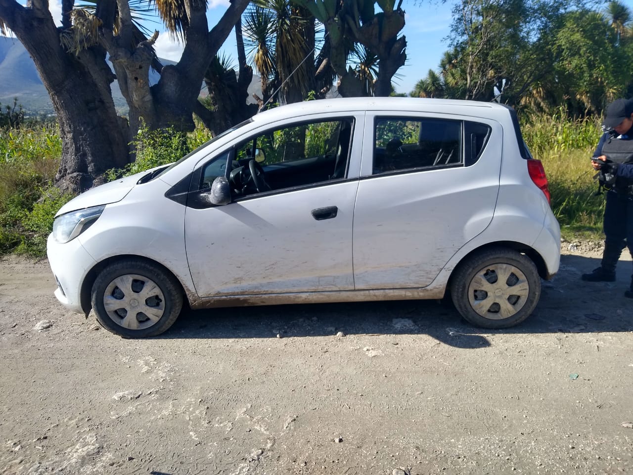 Policías de Quecholac recuperan un vehículo robado en Tecamachalco 