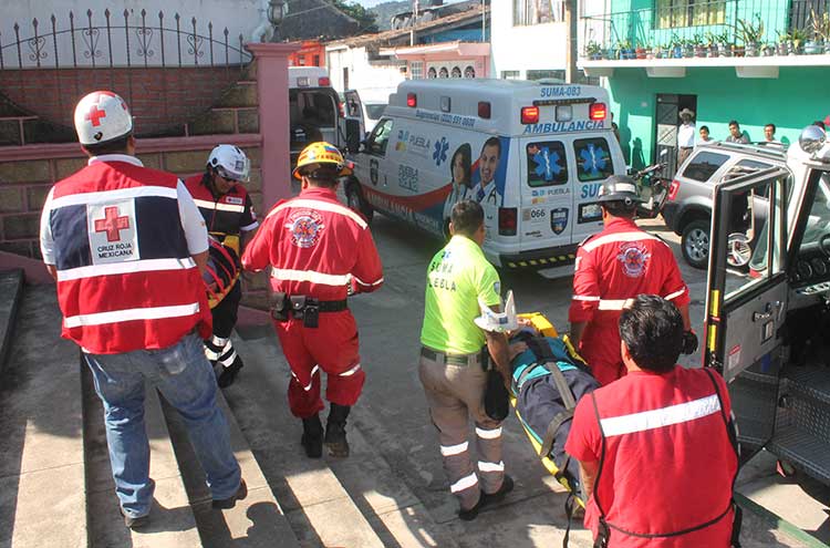 Participan en simulacro instituciones de Zacapoaxtla