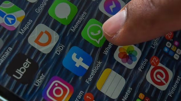 Efectos nocivos de las redes sociales en la juventud. ¿Un llamado urgente a la acción?