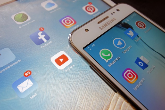 Mexicanos dedican alrededor de 70 minutos al día a redes sociales: UPAEP