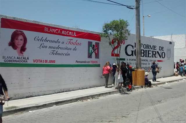 El PRI rifa electrodomésticos en predio del ayuntamiento de Tehuacán