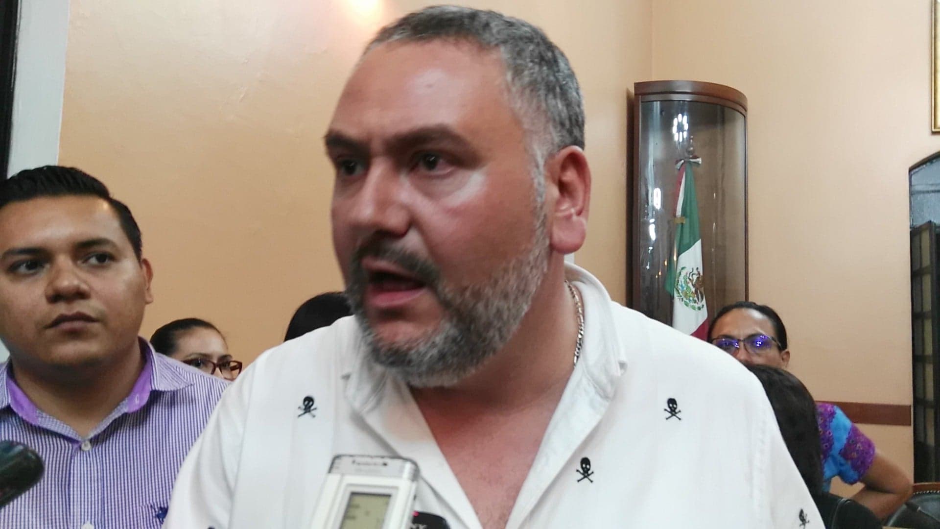 Acusa regidor de Tehuacán amenazas de ex funcionario
