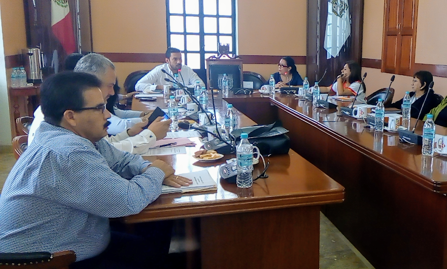 Regidores de Tehuacán exigen presencia de alcalde en cabildo