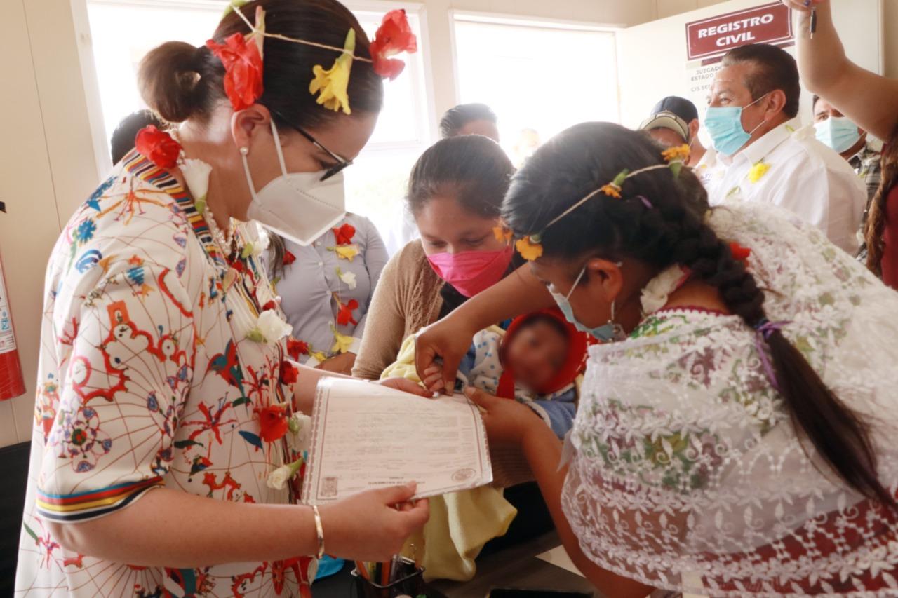 Dignifican Registro Civil Indígena en Tepango