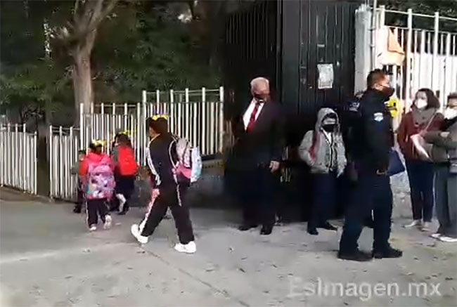 Necesario, regreso a clases presenciales para salvar sistema educativo: Barbosa