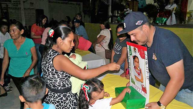 Una niña fue electa reina de las fiesta patrias en San Pablo Anicano