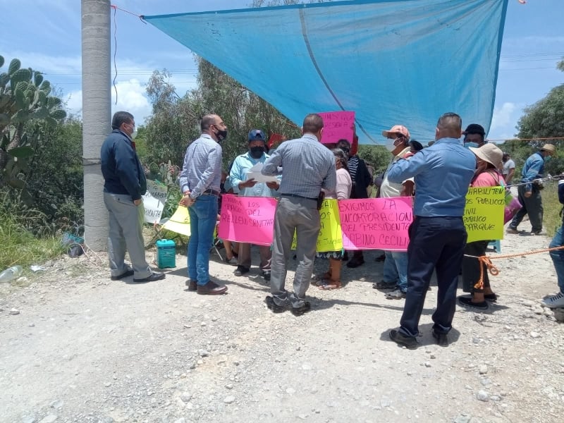 Bloquean nuevamente habitantes de Coapan relleno sanitario de Tehuacán 