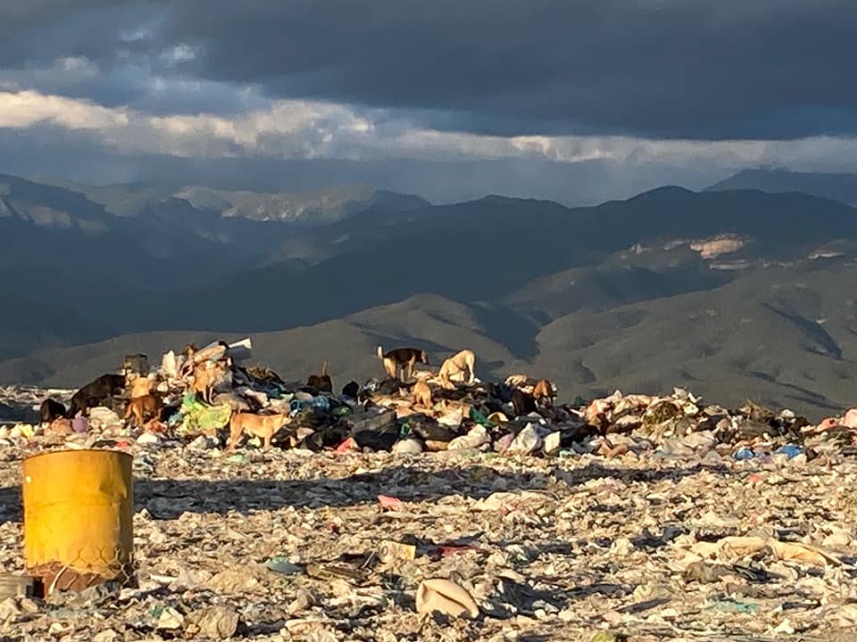 Mediante amparo buscan que se siga depositando basura en relleno sanitario de Tehuacán 