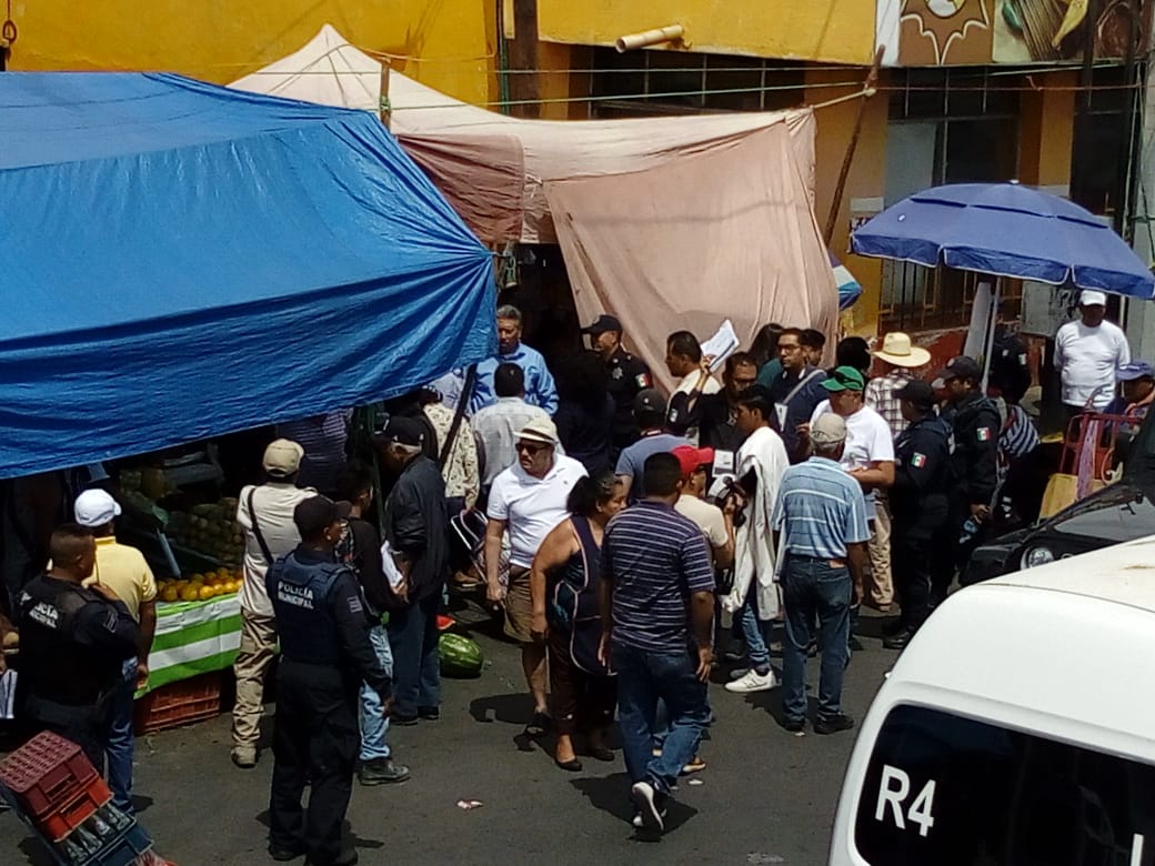 Ayuntamiento de Atlixco intenta reubicar ambulantes