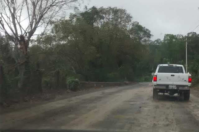 Reparación de carretera toca a V.Carranza, afirma Pantepec