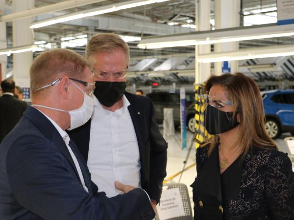 Repunta producción y exportaciones automotrices desde Puebla