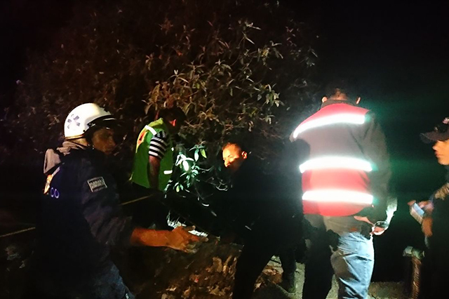 Rescatan a mujer que cayó en barranca de Huejotzingo