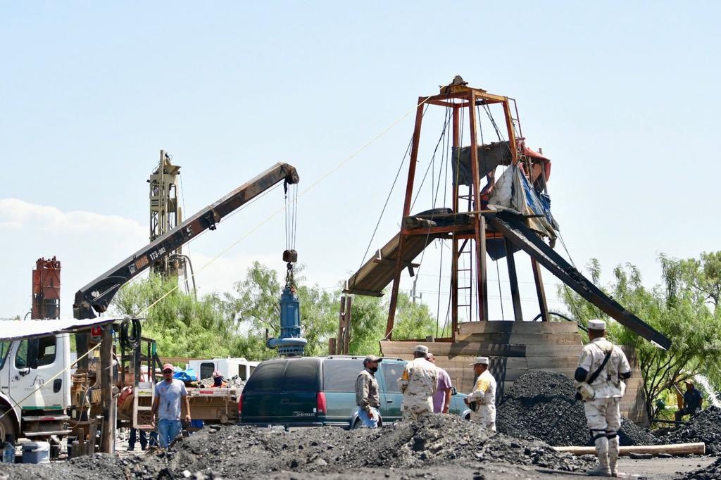 Suspenden de nuevo rescate de mineros en Coahuila por tormenta eléctrica