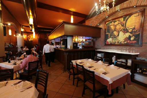Kuri Carballo pide a restauranteros acatar decreto ante contingencia