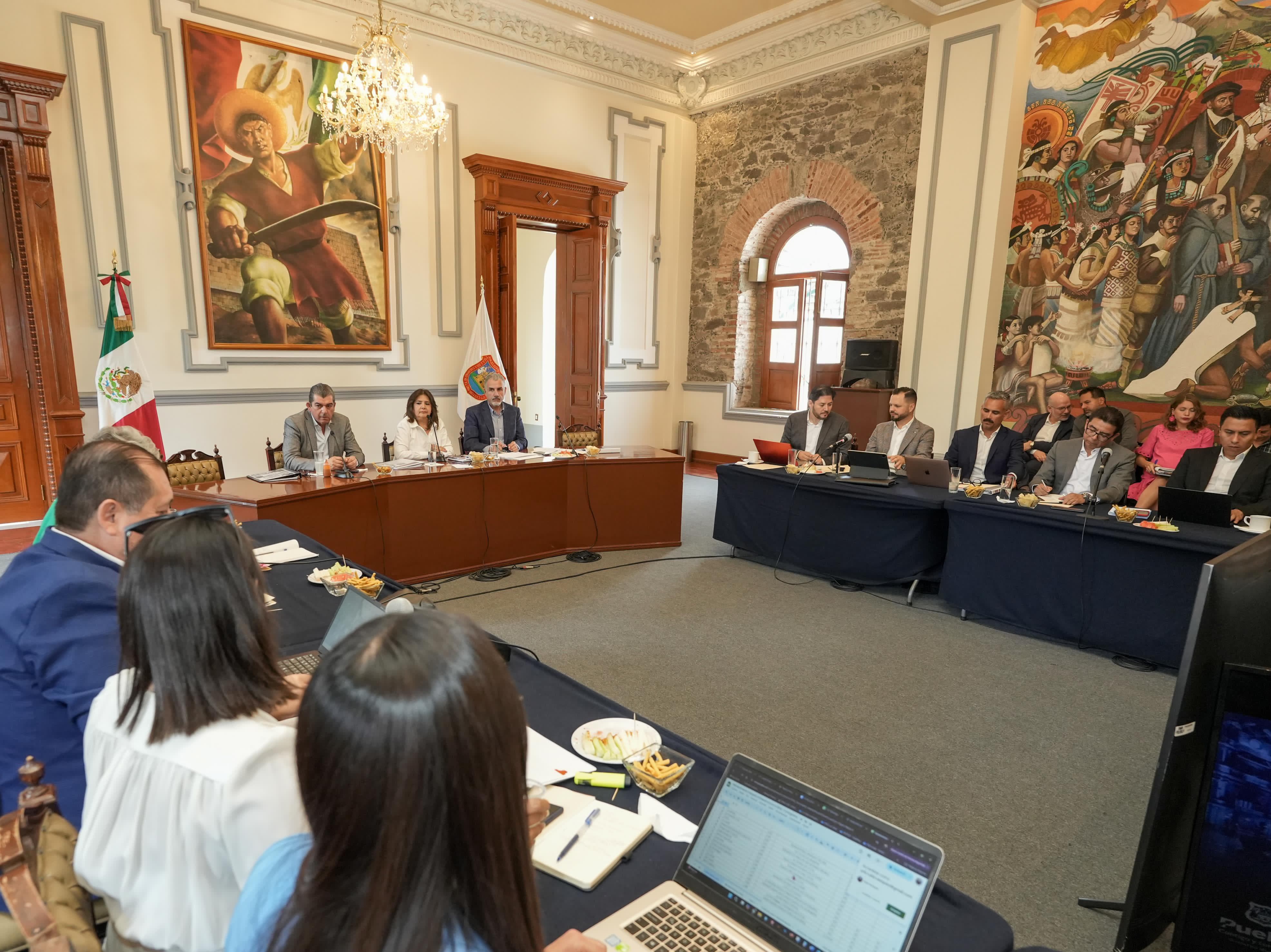 Equipos de transición de Adán Domínguez y Chedraui sostiene quinta reunión