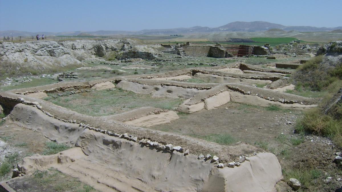Hallan tumba del siglo VIII a.C. en Turquía vinculada a un pariente del rey Midas