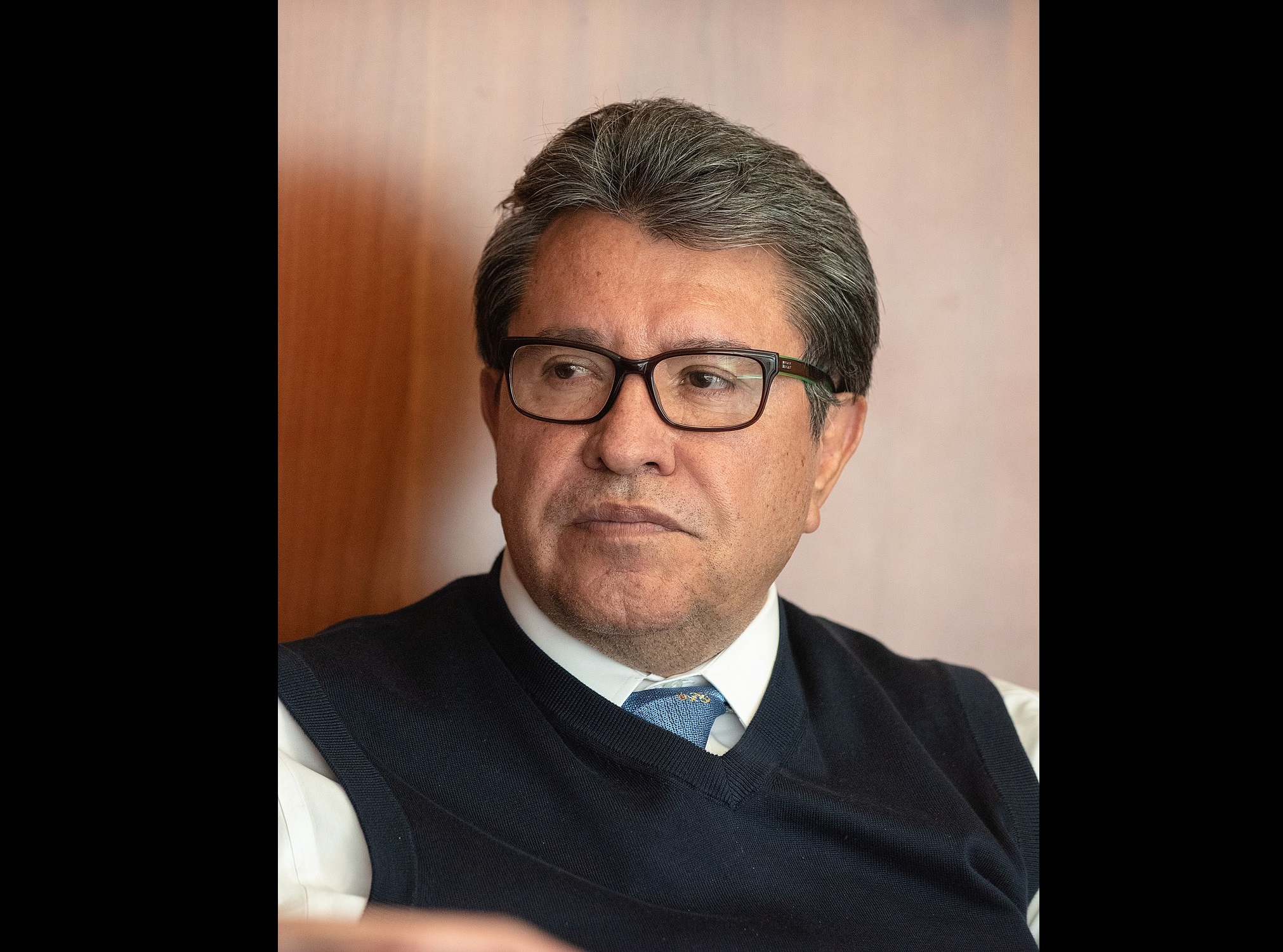 Encuestas de Morena no garantizan transparencia y equidad: Monreal