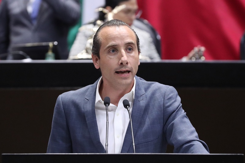 Tras precampaña, regresa Mario Riestra a la Cámara de Diputados